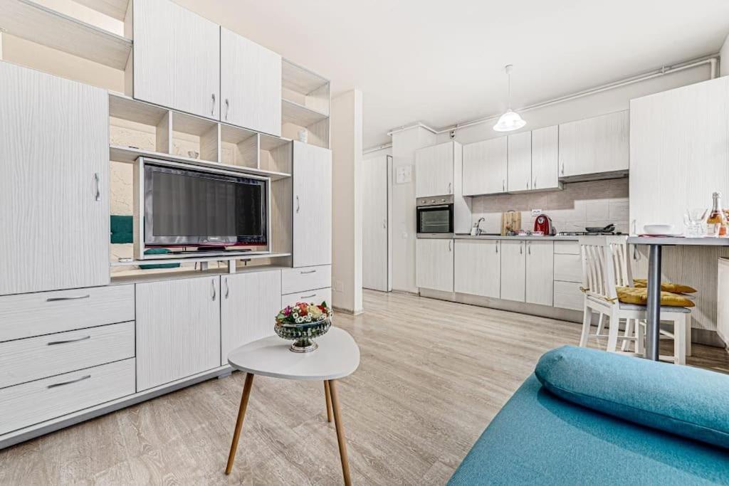 Dodi Studio Arad Bagian luar foto
